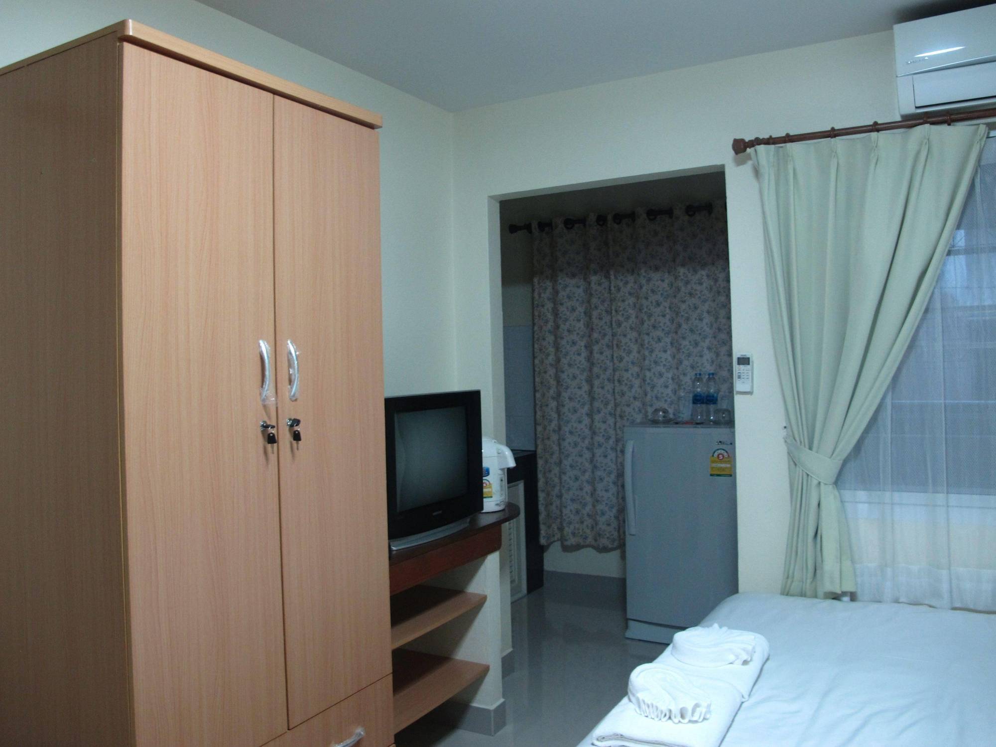 M&J House Hotel Chiang Rai Eksteriør billede